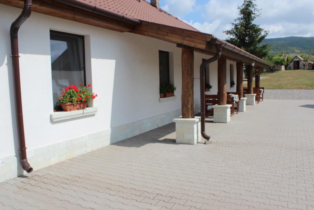Pillango Vendeghaz Hotel Tállya Eksteriør billede